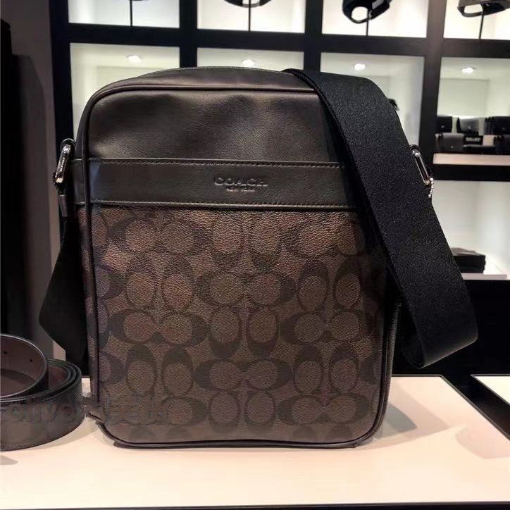 ♞กระเป๋าผู้ชายของแท้ 100%/Outlet กระเป๋าสะพาย COACH F71765 F54788 F26068 กระเป๋าธุรกิจกระเป๋าสะพายผ