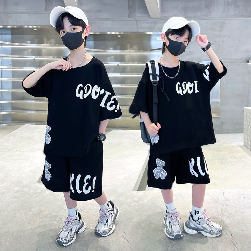ones.th ชุดแขนสั้นเด็กชายฤดูร้อน 2024 เสื้อผ้าฤดูร้อนหล่อสำหรับเด็กใหม่