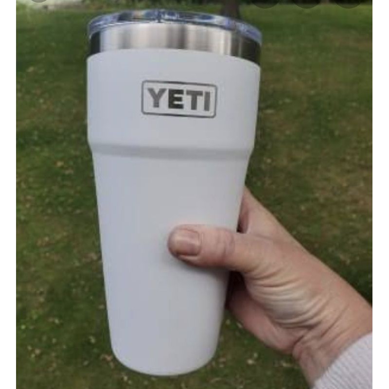 ♞,♘พร้อมส่ง ของแท้ % YETI Rambler 26oz Straw Cap with Straw Lid