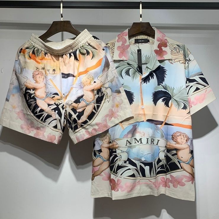 AMIRI AMIRI Little Angel Hawaiian Summer Beach เสื้อเชิ้ตแขนสั้นกางเกงขาสั้นชุดลําลองหลวมผู้ชายและผู