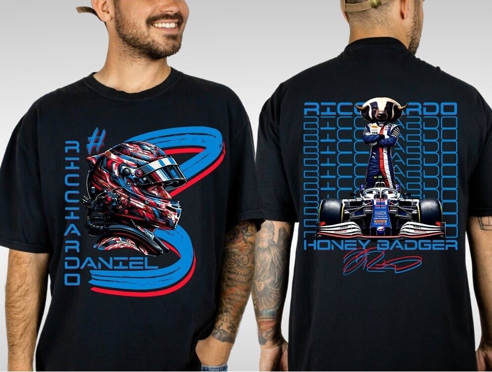 เสื ้ อเชิ ้ ต Daniel Ricciardo Honey Badger F1 | F1 Merch, F1 เสื ้ อยืดสูตรหนึ ่ งกระทิงแดง