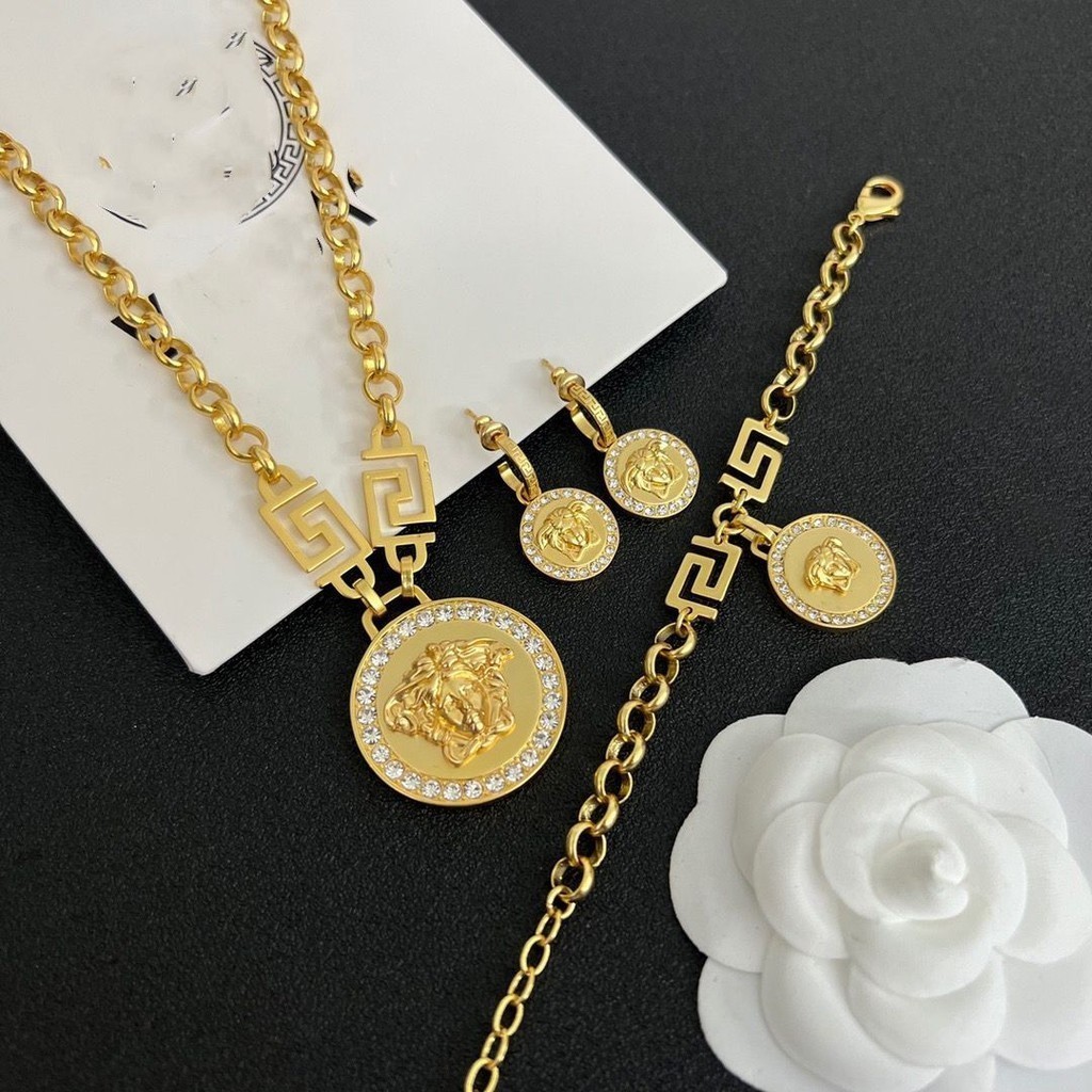 Versace ชุดสร้อยคอ สร้อยข้อมือ ต่างหู จี้หัวทองเหลือง แฟชั่นสไตล์เกาหลี อเนกประสงค์