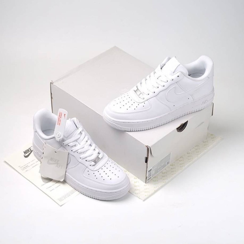 (SF) Sneakers Nike Air Force 1 Triple White