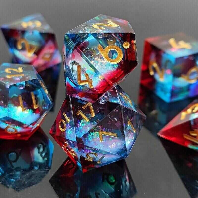 DND หลายเหลี่ยมพร้ ชุดลูกเต๋าแกนของเหลวหลากสีลูกเต๋า