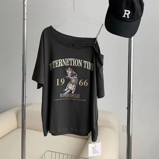 ส่งจากกรุงเทพฯ Solovely M-2XL เสื้อดํา เสอื้ผา้ผหู้ญง เสื้อเปิดไหล่ เสอ สไตล์เกาหลี แมว พิมพ์ลาย หลวม เสื้อยืด