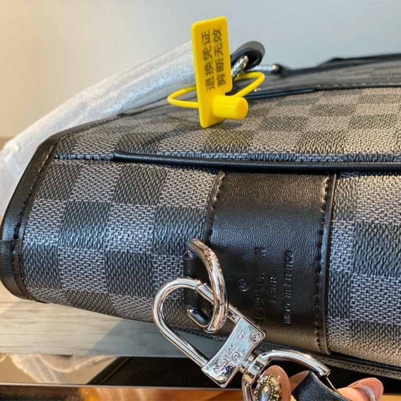 [1: 1 Boutique] Checkerboard Cowhide นูน Tote Bag ความจุขนาดใหญ่ Commuter First Choice