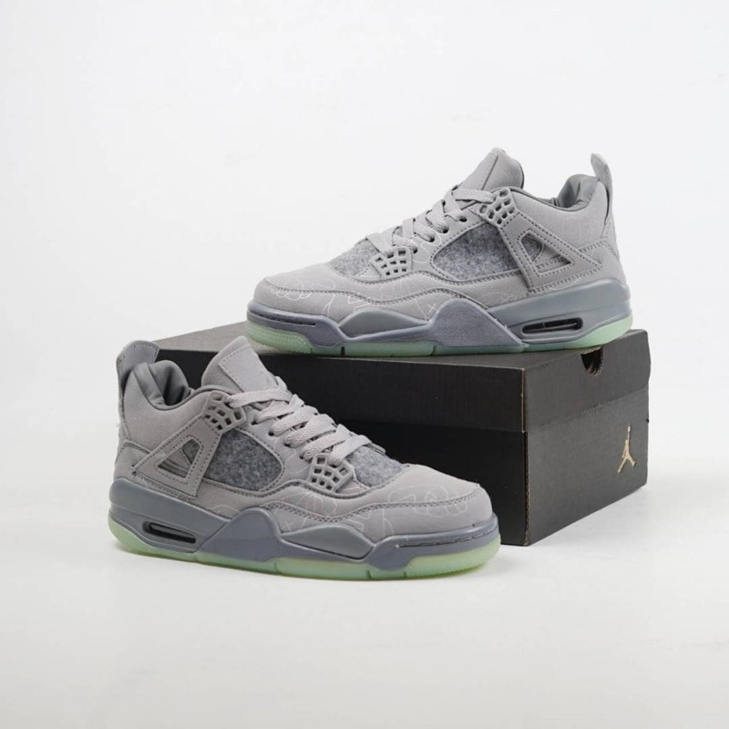 Nike Air Jordan 4 Retro Kaws Cement Grey