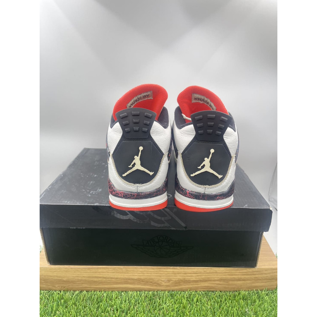 



 ♞,♘,♙[ของแท้100%มือสอง]Jordan 4 Retro Flight Nostalgia(EUR42.5:27CM.)