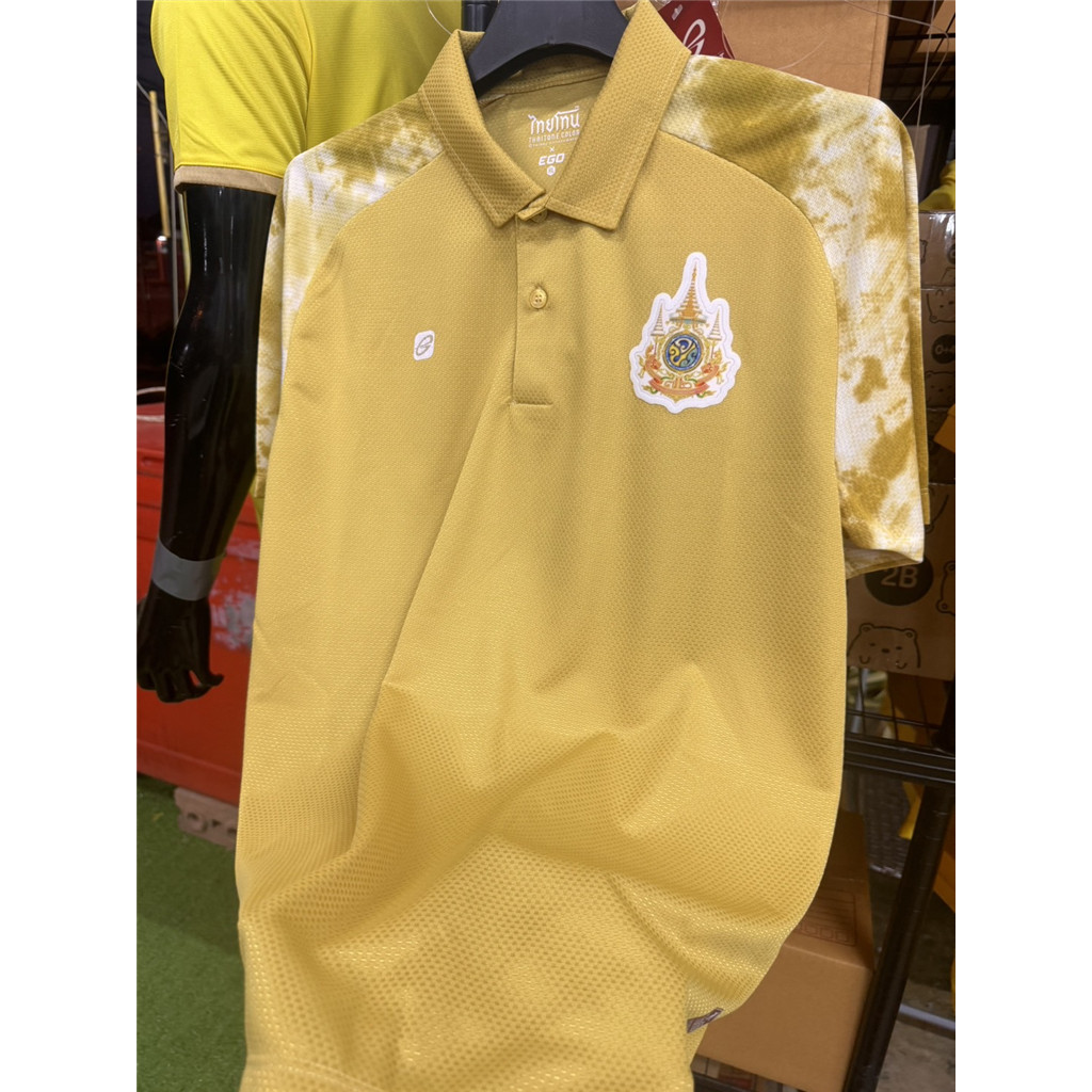 เสื้อโปโลEGOSPORTTT001สีเหลืองใส่วันจันทร์พร้อมโลโก้สัญลักษณ์ตามแบบ