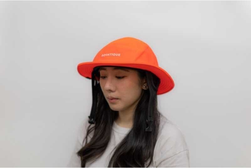ECONYL AQUATIQUE BUCKET NEON ORANGE - หมวกดำน้ำ หมวกเซิร์ฟ หมวกบั๊คเก