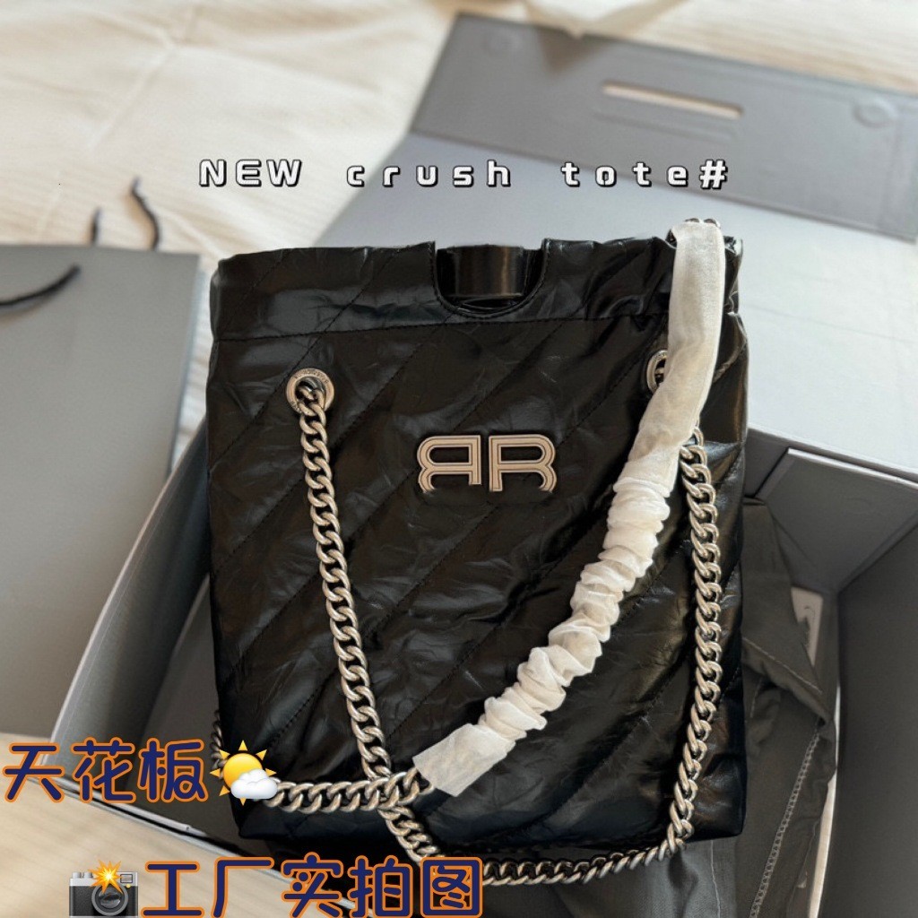 【Lalaland Luxurybag1 กระเป ๋ า 1 】 Crush tote ขยะกระเป ๋ าสะพายไหล ่ แนวทแยงแฟชั ่ นจีบโซ ่ กระเป ๋