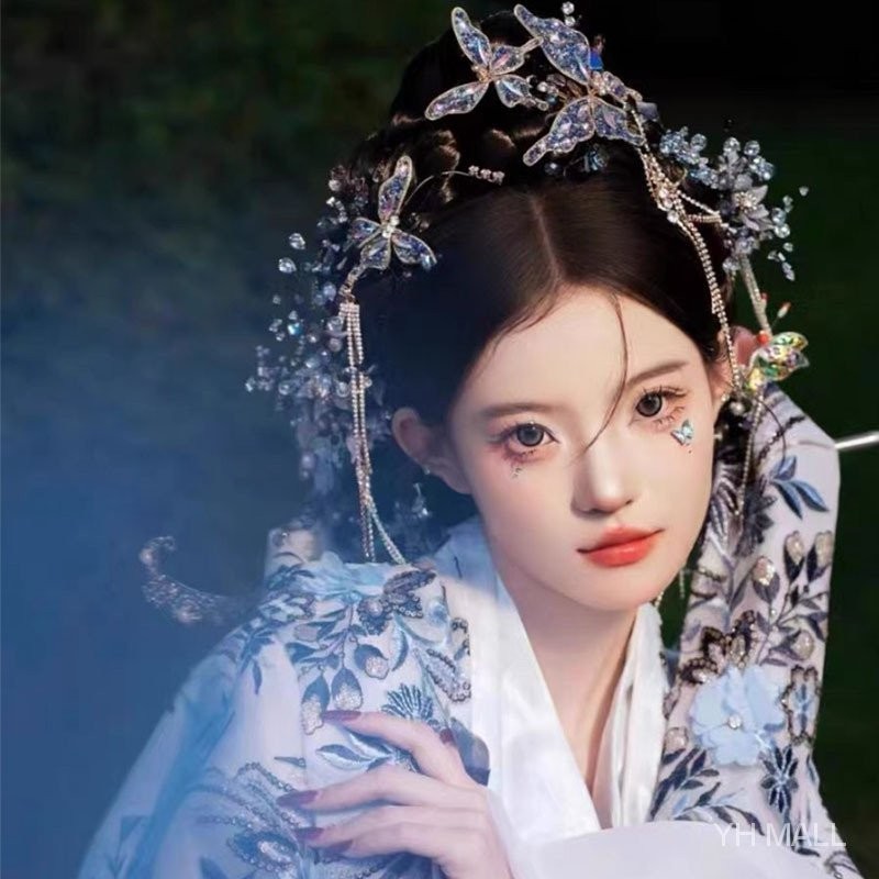 พร้อมส่ง ใหม่ เครื่องประดับ สร้อยคอ ที่คาดศีรษะ จี้คริสตัล รูปผีเสื้อ สีฟ้า แวววาว หรูหรา 2023 NF4B