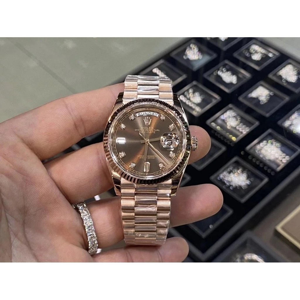 ที ่ กําหนดเอง 18K Gold-Clad รุ ่ น Log Series 36 มม.นาฬิกาเส ้ นผ ่ านศูนย ์ กลาง 3235 การเคลื ่ อ