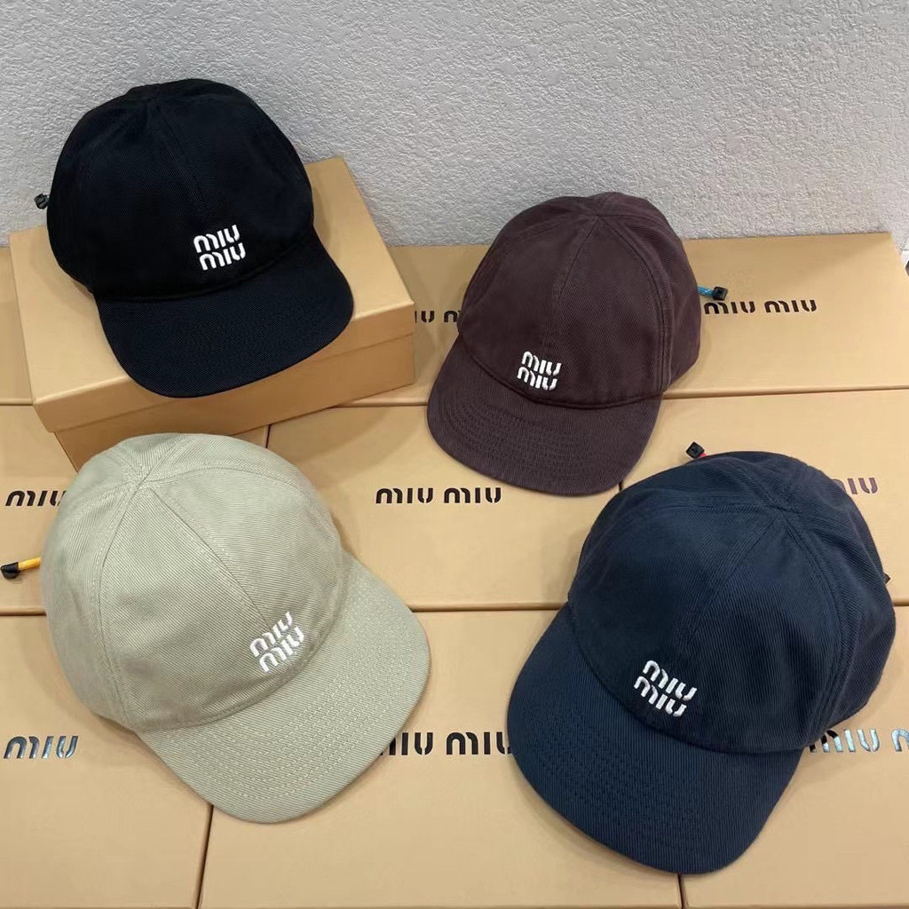 Miu Miu New Hat Miu Letter Soft Top Baseball Hat เวอร์ชั่นเกาหลี Ins หมวกเบสบอลอเนกประสงค์