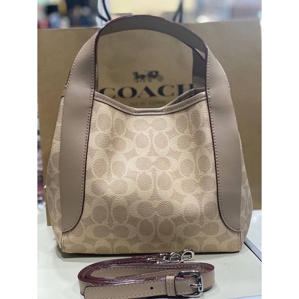 กระเป๋าสะพาย Coach Hadley Hobo In Signature Canvas งาน Outlet Overrun