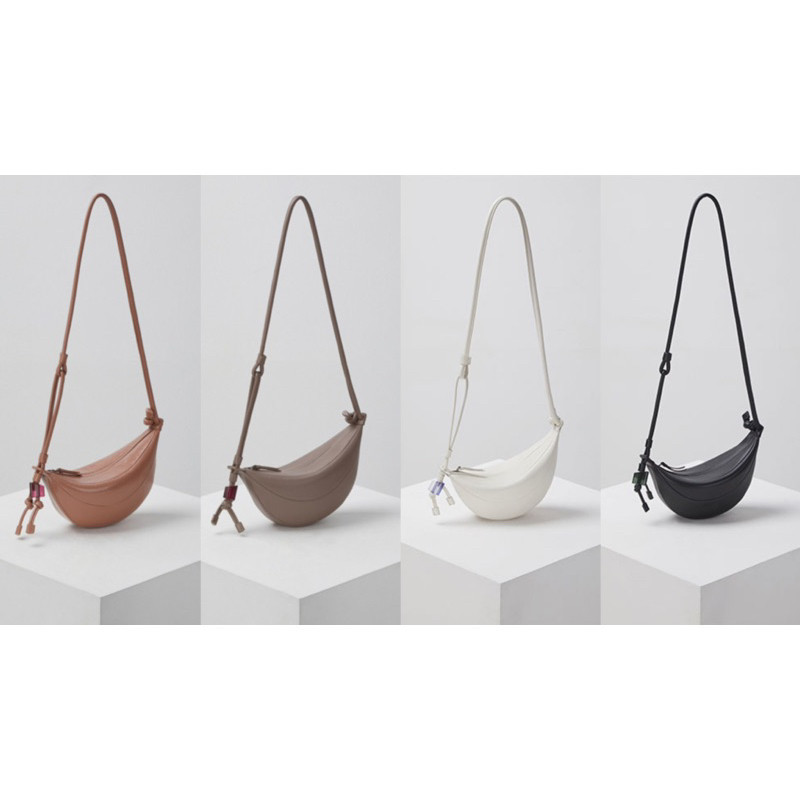 ♞,♘,♙พรีออเดอร์ Archivepke รุ่น Small Fling Bag olf