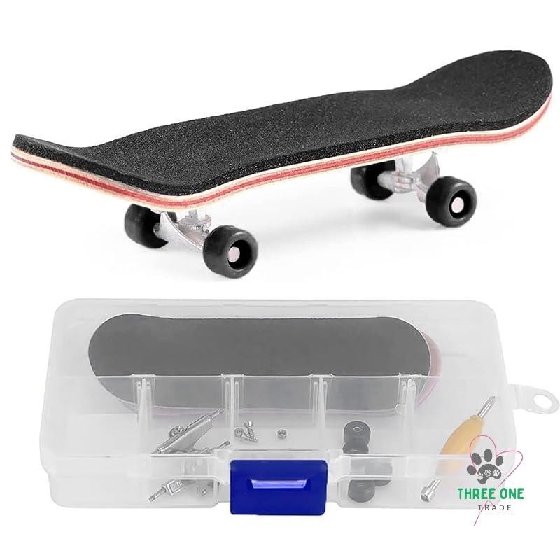 Finger Skateboard Maple Fingerboard with Alloy Bearing Wheels, Easy to Carry, Mini Skateboard for F