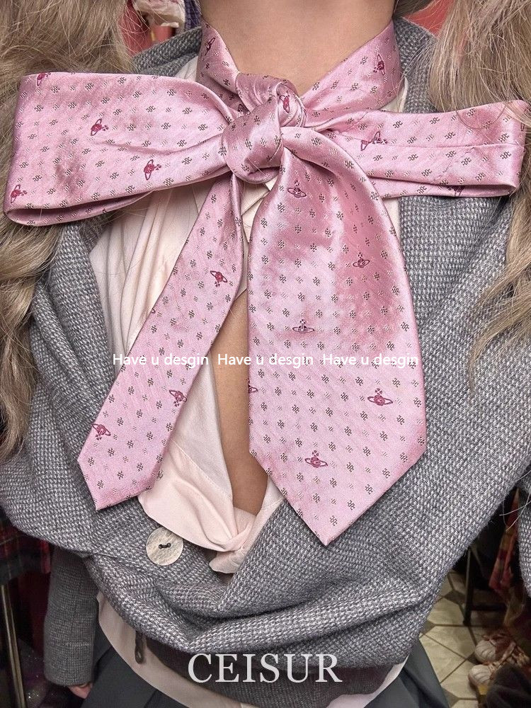 มี u desgin
 High-end Niche Fashion Silk Scarf Vintage Accessories Tie Scarf