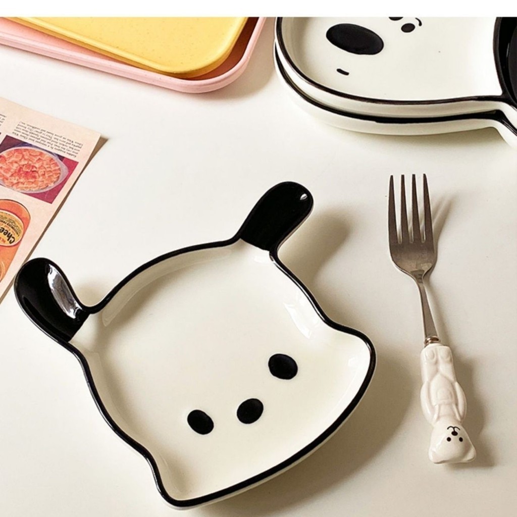 มือวาด Snoopy Peanut Dog จานหมีทักเกอร์สับสน บนโต๊ะอาหารการ์ตูนสไตล์เกาหลี สาว ขนม จานอาหารเช้า