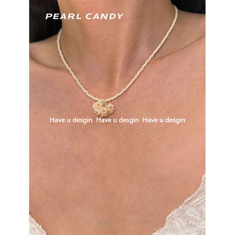 มี u desgin
 Milk White Bouquet French Elegant Premium Handmade choker สร้อยคอสั้น