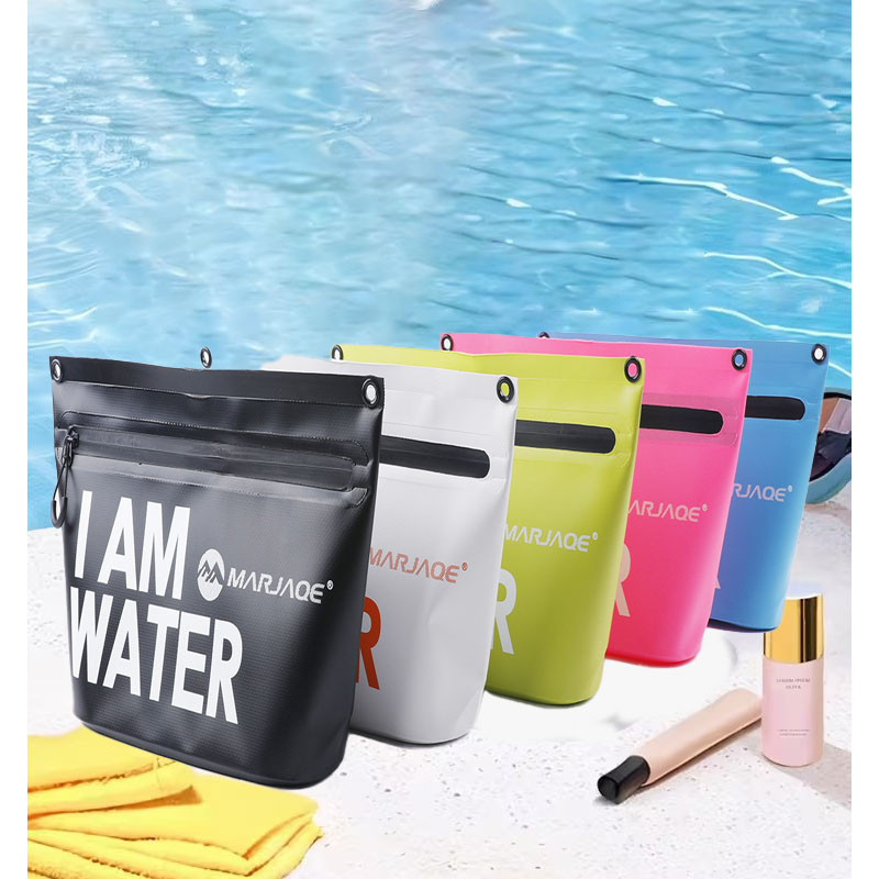 กระเป๋าสะพายข้าง PVC กันน้ำ 100% สุดคุ้ม! เหมาะลุยกลางแจ้ง เดินทาง ทะเล ว่ายน้ำ ไซส์กะทัดรัด 26x11x20 ซม. 🌊✨