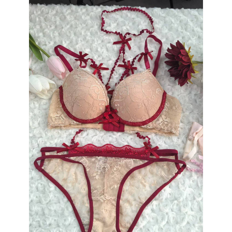 Bra ชุดเซ็กซี่โบว์เยาวชนสาวลูกไม้ Bras หญิง Halter ชุดชั้นในหน้าอกเล็กผู้หญิงไร้สาย Bralette