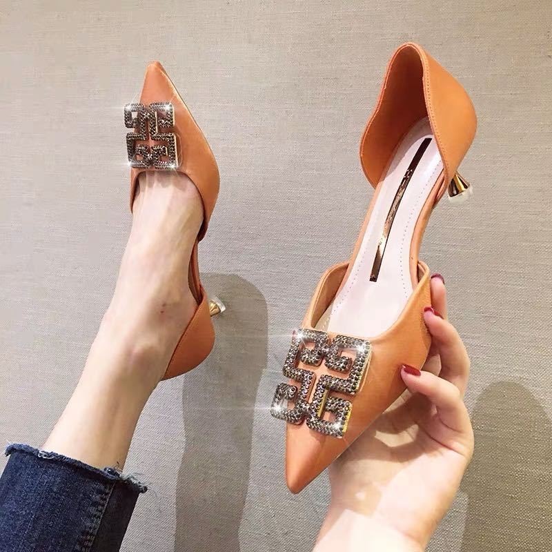 🍒 รองเท้าส้นสูงสตรีสไตล์ย้อนยุคฤดูร้อนกริชชี้นิ้วเท้าประกาย rhinestones รองเท้าส้นสูงแฟชั่น