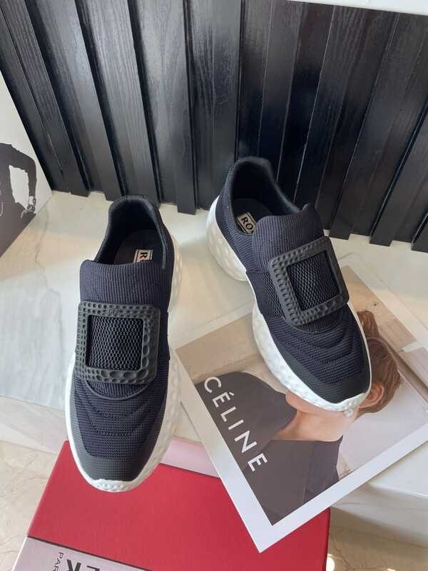 7 CLASSIC SQUARE BUCKLE SNEAKERS FOR WOMEN SET FOOT LASY SHOES FULL SET OF BRAND PACKAGE