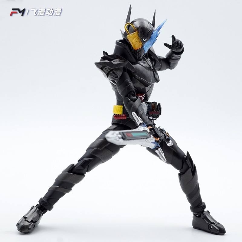 SHF Kamen Rider Metal Build Rider Build Rabbit Tank อันตรายรูปแบบของเล่นรูป