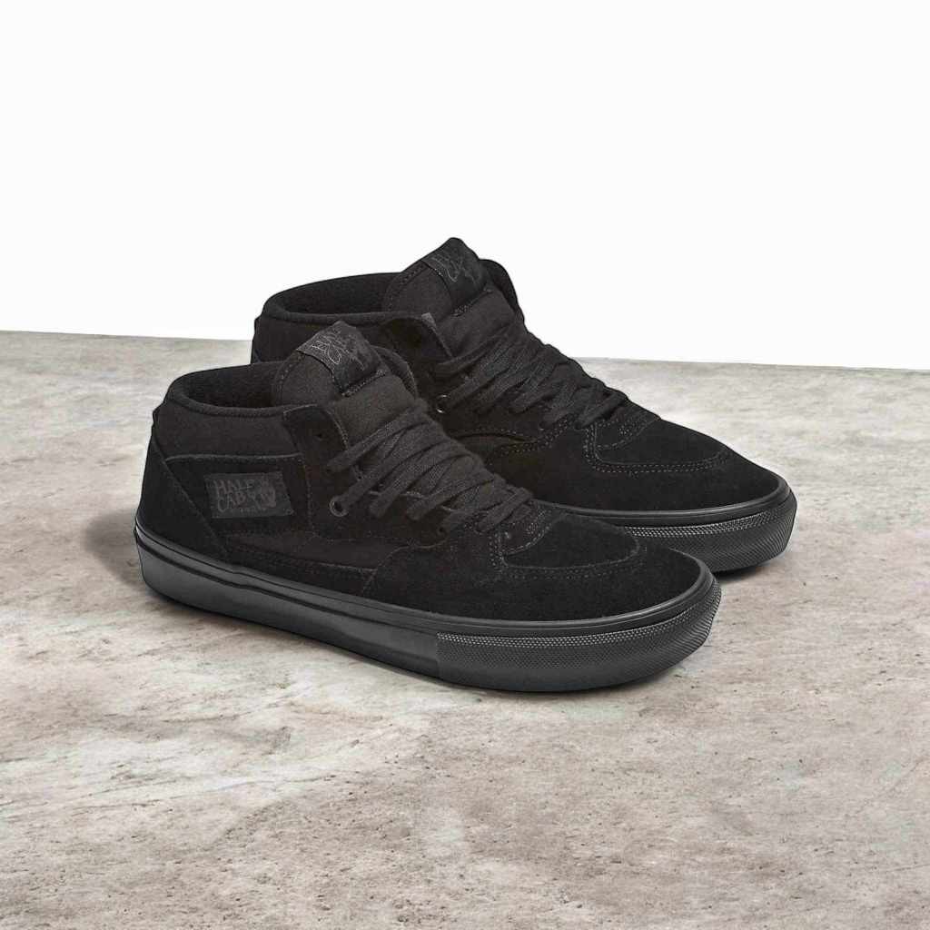 ♞,♘,♙Vans Skate Half Cab Black/Black 2025
