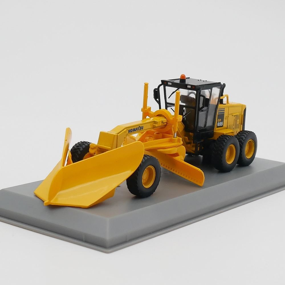 IXO 1: 72 KOMATSU GD 655 KOMATSU Flat Ground Machine รถโลหะผสมวิศวกรรมการก่อสร้างเครื่องจักร Out of 