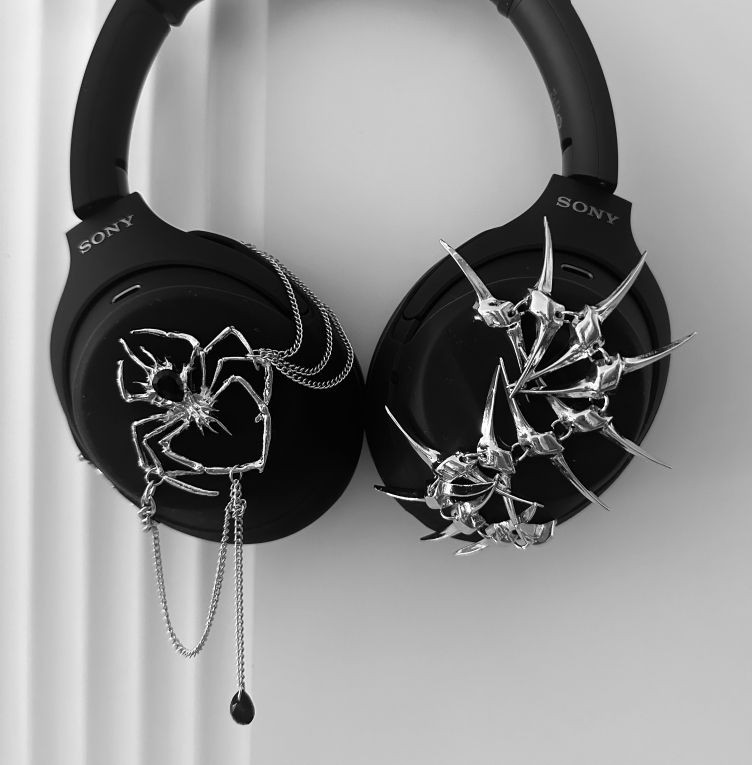 "Thorn" ต้นฉบับเหมาะสําหรับ Sony WH-1000XM4 XM5 3 Xm6 ชุดป้องกัน Bose ตกแต่ง