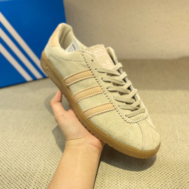 (Katok 100 % ) adidas originals bermuda trainers Katok 100 % adidas originals bermuda trainers ของแ