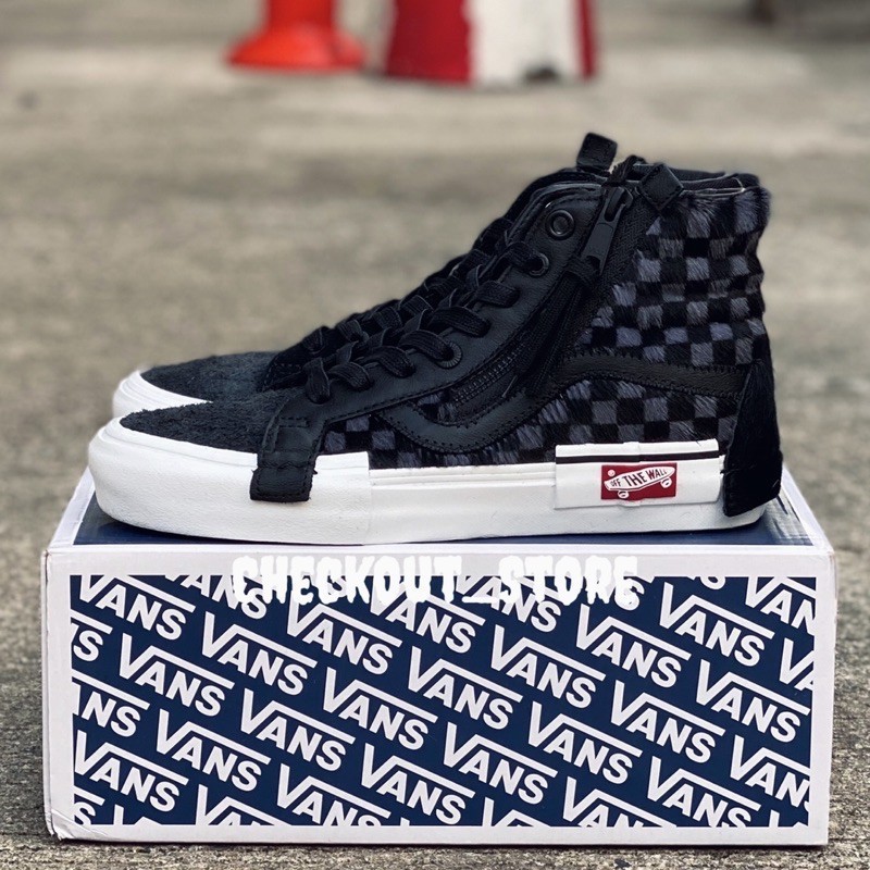 ฟิกเกอร์ Vans UA Sk8-Hi Cap LX Pony Black [แท้%]