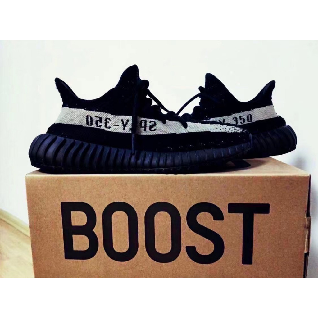 ♞,♘,♙Adidas Yeezy Boost 350 V2（ของแท้ %）