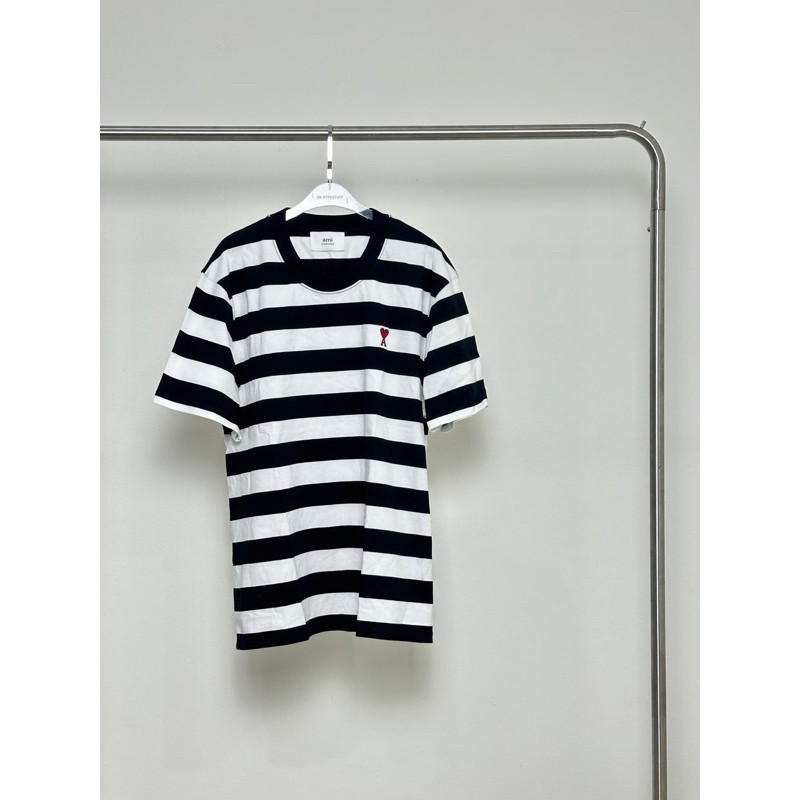 ♞NEW!AMI PARIS T-SHIRT WFD