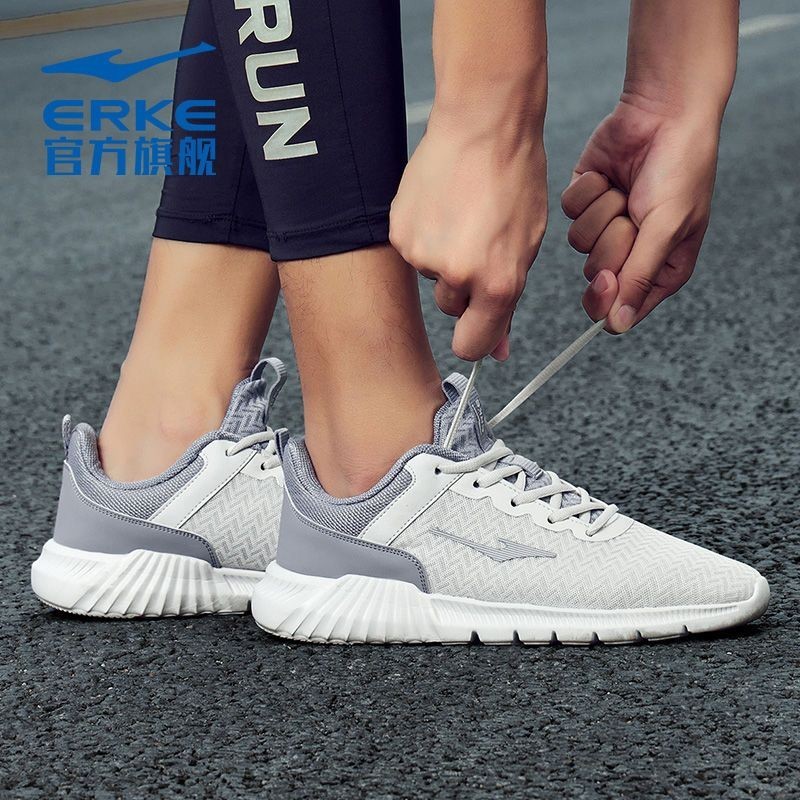 🔥การประกันคุณภาพ🔥 Hongxing Erke Sports Shoes Men's Daily Breathable Running Shoes Casual Shoes Me