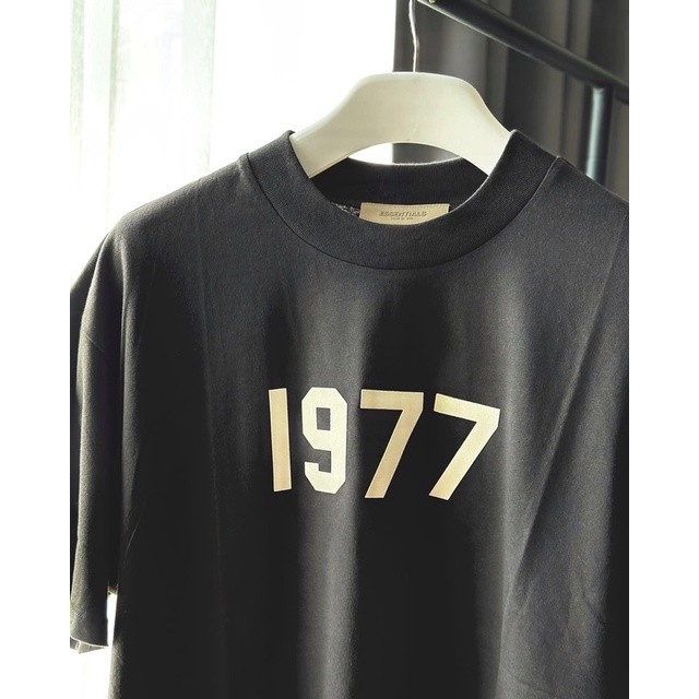 ♞,♘,♙เสื้อ FOG Essentials Iron 1977 bvn