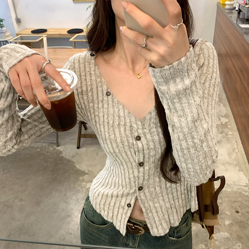78247 เนื้อสัมผัส คอวีปุ่มเสื้อยืดแขนยาวผู้หญิง