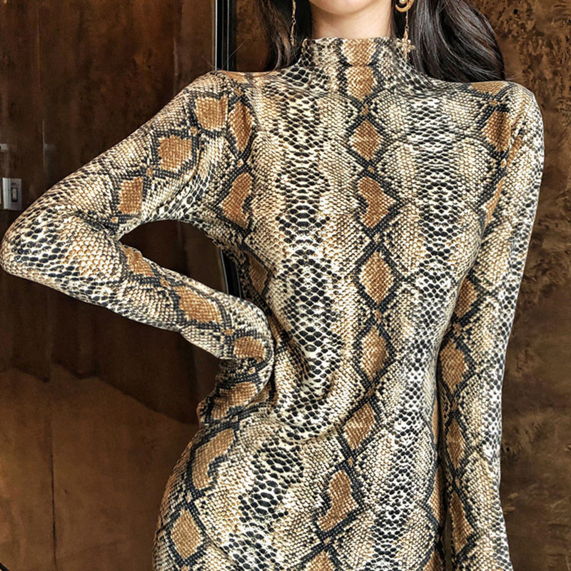 🔥ของแท้🔥 Velvet Warm Snake Print Long Skirt Sexy Nightclub Retro Slim Leopard Print Half Turtlene