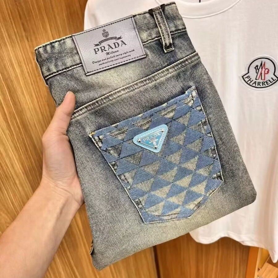 Prada ใหม่หรูหราสูงฤดูใบไม้ผลิและฤดูร้อนที่เรียบง่ายยุโรประดับไฮเอนด์อินเทรนด์แบรนด์งานฝีมือล้างสินค้ายุโรปยืดหยุ่น Sli