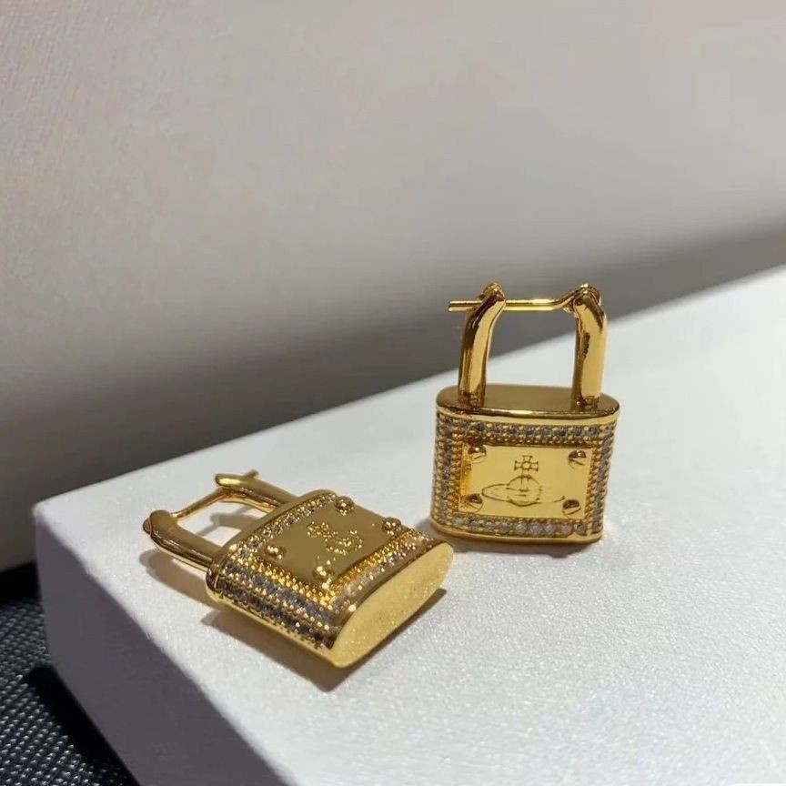 ต่างหู Vivienne Westwood Saturn Lock Saturn