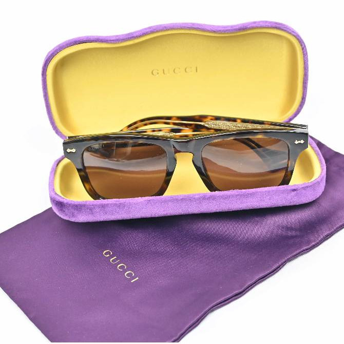 Gucci Sunglasses Leopard Print With Case