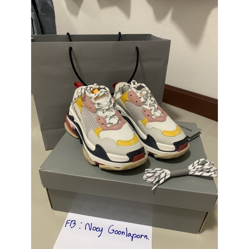 rtc ♞ส่งต่อรองเท้า Balenciaga Triple S sneakers