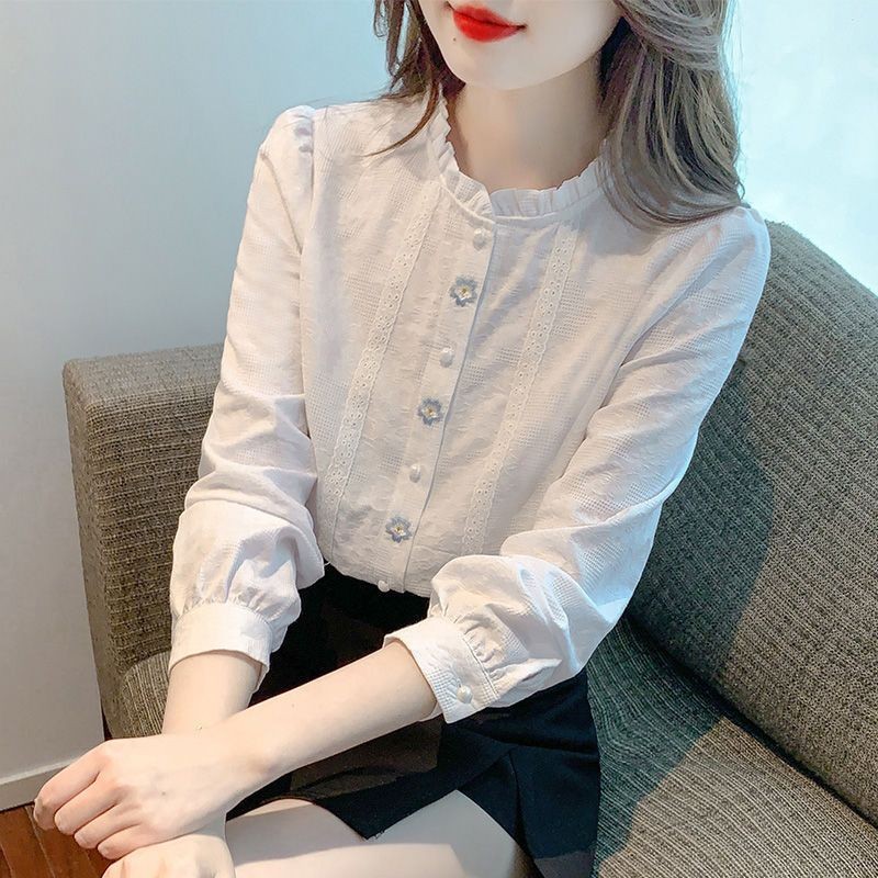 💐 เสื้อเกาหลี เสื้อเชิ้ตสีขาว งานปัก ย้อนยุค หวาน น่ารัก ฤดูร้อน ใหม่ เสื้อแขนยาว