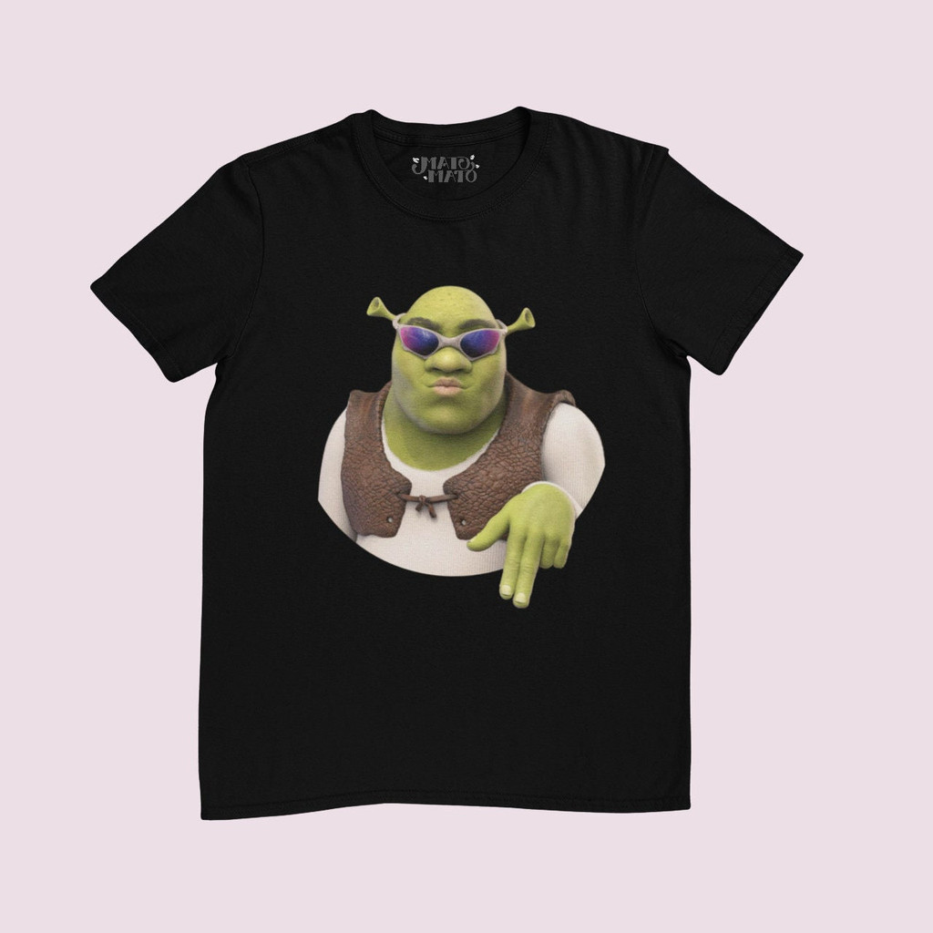 Shrek Meme เสื้อตลก Tshirt Cool พิมพ์ Tee Shrek สําหรับ Ogre คนรักแฟนศิลปะพิมพ์ Quirky Funky Graphic