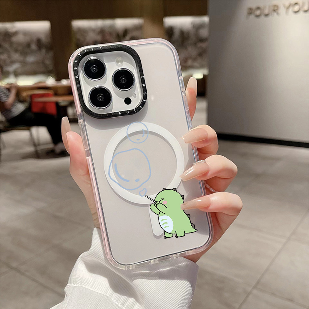 การ์ตูนเป่าฟองไดโนเสาร์น้อยไร้สายชาร์จแม่เหล็กสําหรับ IPhone 11 14 15 16 Pro Max 12 13 Pro Max 14 PLUS 16 PLUS ซิลิโคนนุ่มกันชนใสกันกระแทกปลอก