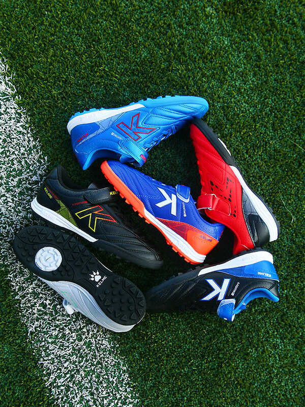 KELME F88 รองเท้าฟุตบอลสำหรับเด็กผู้ชายและผู้หญิงรอง