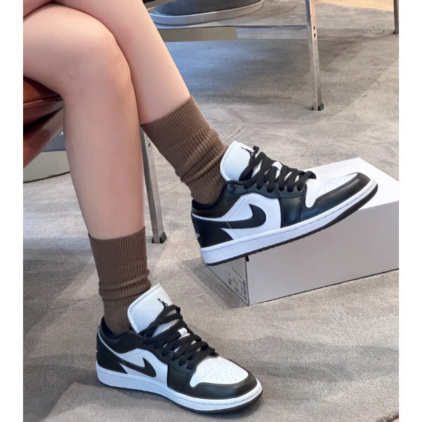 ของแท้ 100 %  Nike Air Jordan 1 Panda ขาวดำ
