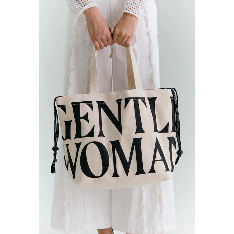 ♞พร้อมส่ง️แท้จากSHOP NEW IN PACK กระเป๋าหูรูด GENTLEWOMAN TENDER TOUCH TOTE